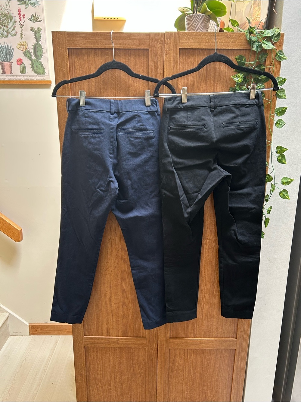 2 Old Navy Pixie High Rise - Picture 2 of 3